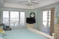 Bayside & Beyond-Sunset Bay Villa #105- Waterfront with Boat Slip