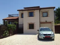 BEAUTIFUL HARBOUR VIEW VILLA - DETACHED 3 BED ON 3 FLOORS - POMOS