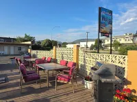 Flamingo Motel Hotels in Penticton