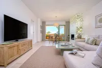Exclusive 2BD Apartment Heated Pool Flamingos Golf