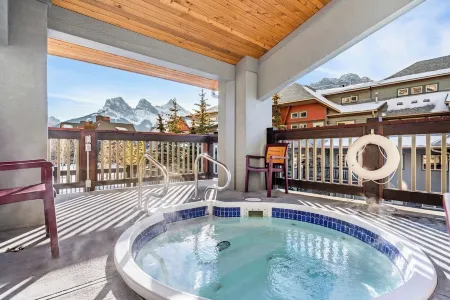 Great Mountain View Condo/Heated Pool/3 HotTubs/Gym/Family Friendly/Sleep 8