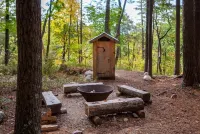 Cozy, Seasonal Geo-Dome with Heat/AC on Private Hiking paradise in Gunks. Hotels in Gardiner