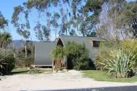 Explore the West Coast of Golden Bay from the luxury of your chalet Hotels near Mangarakau Wetland Field Centre