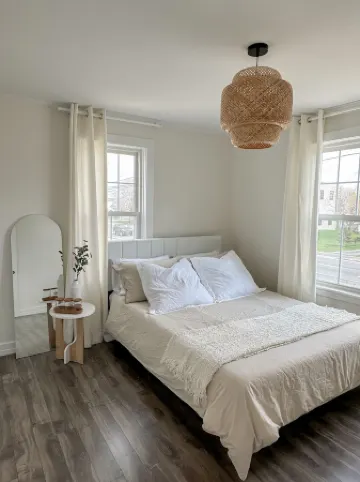 Zenora condo near the sea