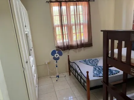 Modern Air Conditioned Home For Family and Adventure