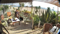 sunny ap. for 2-6 people, exclusive 1a location directly on the beach by the sea