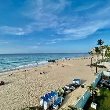 Modern Beach Front Studio -Oceanview Balcony. On CONDADO BEACH San Juan PR