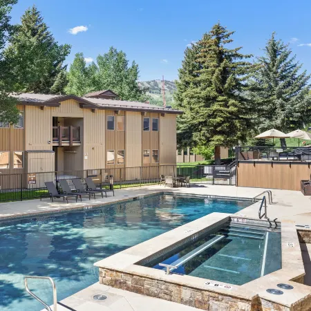 Woodbridge Condos by Snowmass Vacations