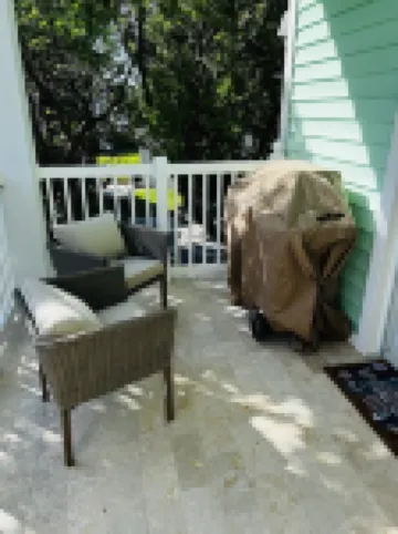 Bimini World Resorts TIPSY TURTLE With Boatslip and Polaris UTV