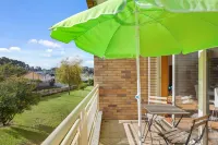 Large and Bright Apartment near the Beach Hotels in Canidelo