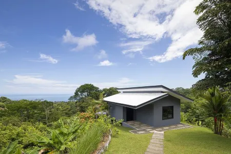 Luxurious Ocean View 18 Acre Private Rainforest Estate, Wildlife and Concierge