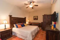 Comfort & inspiration in Loreto Bay... Beach, pool, cafes & beauty in few steps!