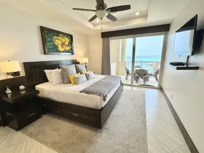 BEACHFRONT!!! 1BR/1.5BA Condo at Grand Caribe! Expansive Views. Great Location!! Hotels in 