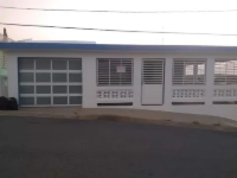 Hill House in a Great Location - Las Croabas.