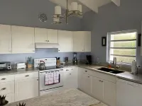 New East End Villa with Stunning views- spacious, modern & Beautiful.