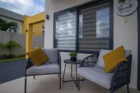 LnD Villa! Lovely gated community, 24 hrs security, amazing view, and pool