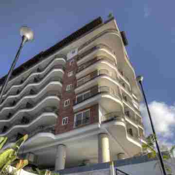 Signature Pinnacle Penthouse on ~ H G T V  HOUSE HUNTERS INTERNATIONAL ~ Hotel Exterior