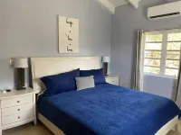 New East End Villa with Stunning views- spacious, modern & Beautiful.