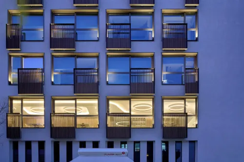 Twinn Downtown Piraeus, Santikos Collection