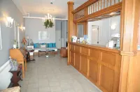 Smugglers Cove Inn Hotels in Lunenburg County