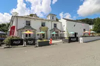 37 Tamar Hotels in Callington