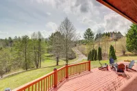 Peaceful Cabin Retreat - 9 Mi to Murphy! - Wifi