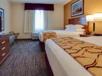 Drury Inn & Suites St. Louis Forest Park Hotels in der Nähe von Missouri Botanical Garden