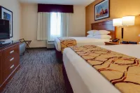 Drury Inn & Suites St. Louis Forest Park Hotels near Forest Park