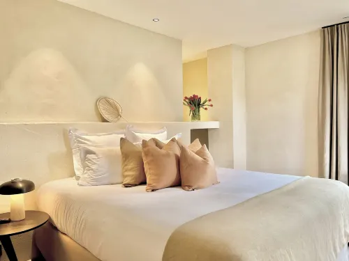 Toile Blanche Hotels in Saint-Paul-De-Vence