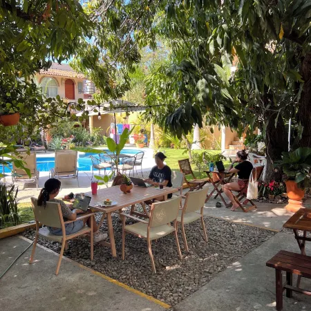 Casa Losodeli & Coworking- Adults Only Отели рядом с достопримечательностью «Пляж Каррисалильо»