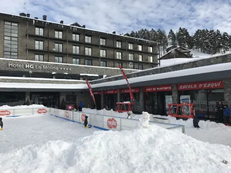 HG la Molina Отели в г. Альп