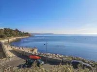 Melanie's Cottage - parking