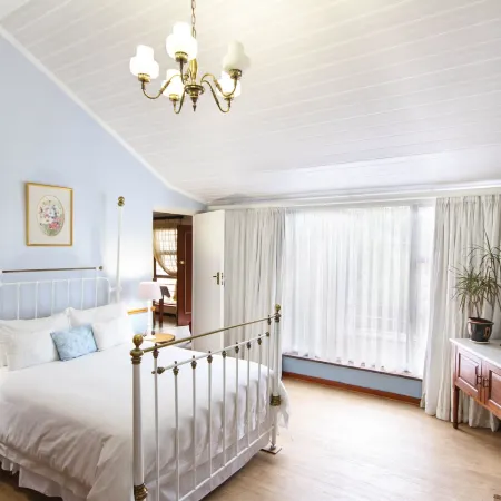Old Oak Guest House