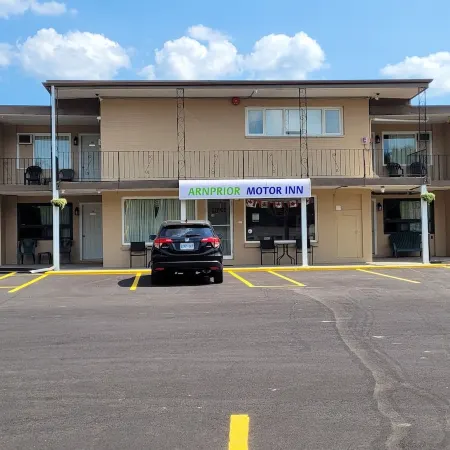 Arnprior Motor Inn Hotels in Arnprior