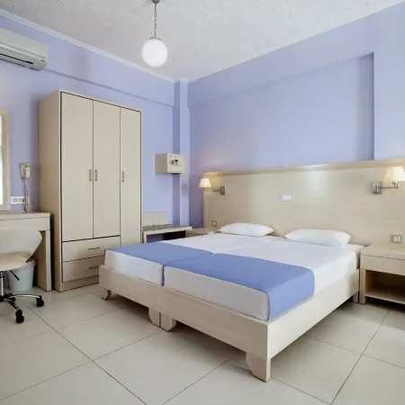 Giorgi's Blue Apartments