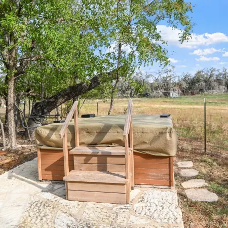 Chula Vista 1 Bedroom Cabin by Redawning