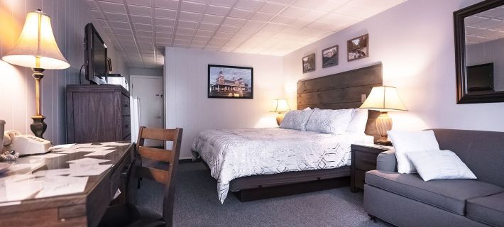 Scenic Inn Hotels in Carroll County