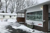 Bayside Motel Trenton فنادق في ترينتون