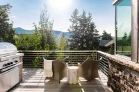Stunning 6-Bedroom Chalet in Heart of Park City