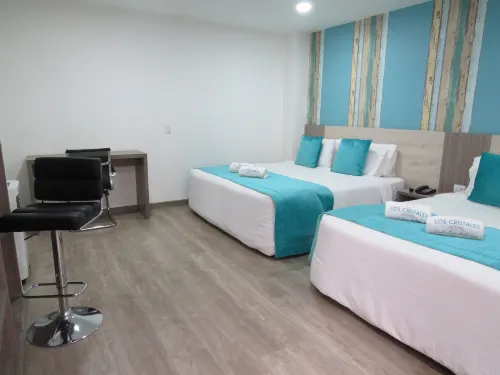 Hotel Los Cristales - 2 estrellas