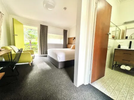 Warburton Motel Отели в г. Уорбертон