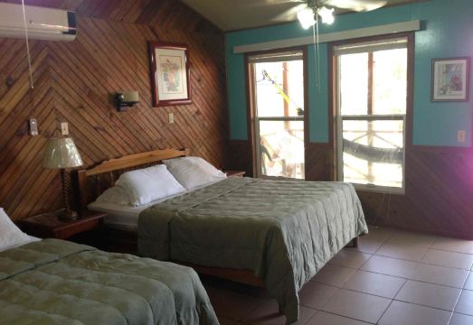 리프 하우스 다이빙