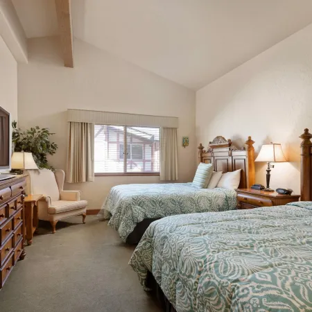 Villas at Zermatt Resort - Condos