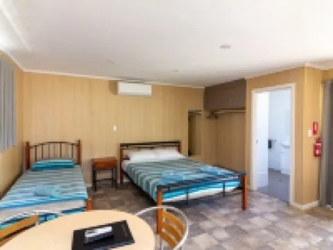 Paringa Caravan Park Hotels in Renmark