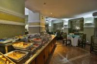 San Raphael Hotel - breakfast