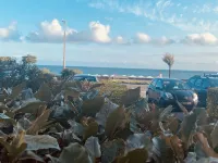 Very good location seafront apartment