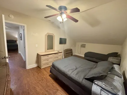 “3bdrm Barn Apt Sunset Pointe Các khách sạn ở Lincoln