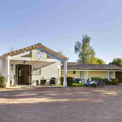 Logis Hôtel le Val de Vienne Hotel Exterior