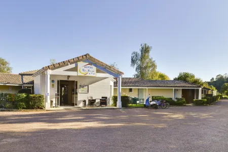 Logis Hôtel Val de Vienne Отели в г. Ле Вижан