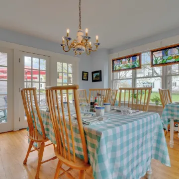 James Place Inn Bed and Breakfast